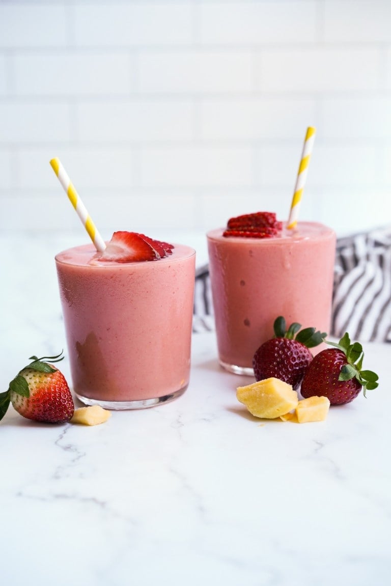 Mango Strawberry Smoothie - Joyous Apron