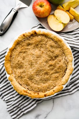 Apple Crumble Pie - Joyous Apron