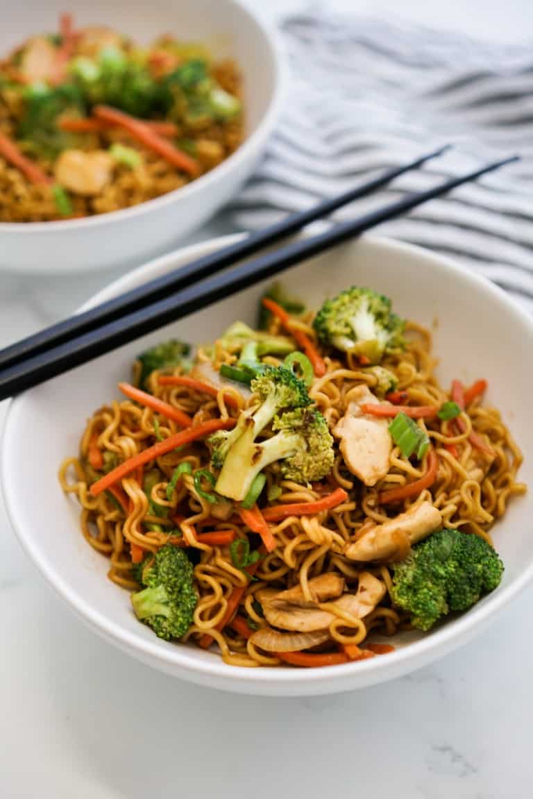 Ramen Noodle Stir Fry Recipe (Super Easy!) - Joyous Apron